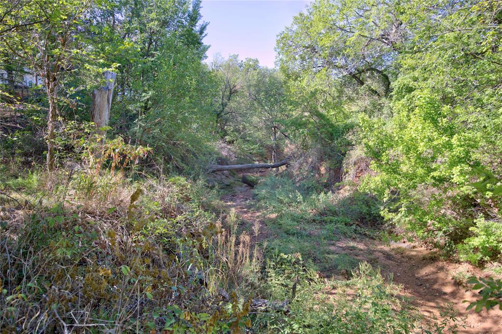 4008 Creekwood Property Photo 5