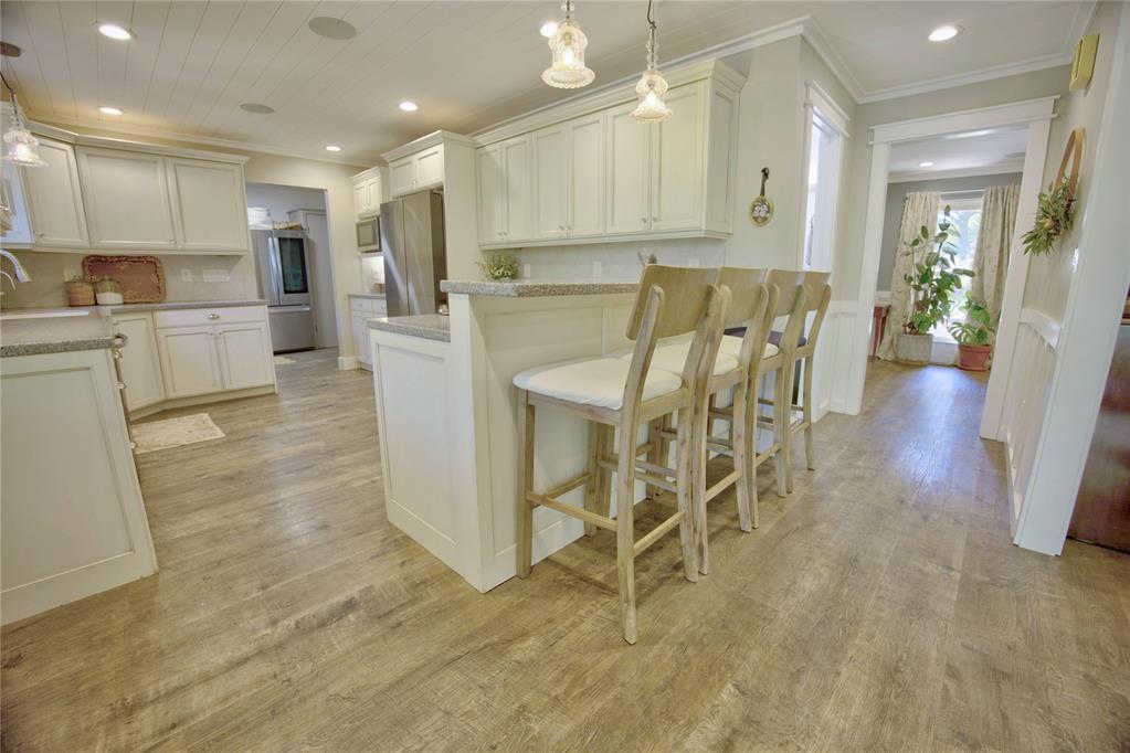 4008 Creekwood Property Photo 6