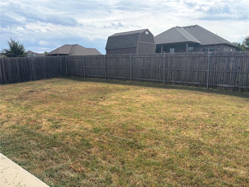 20812 Tempe Avenue Property Photo 8