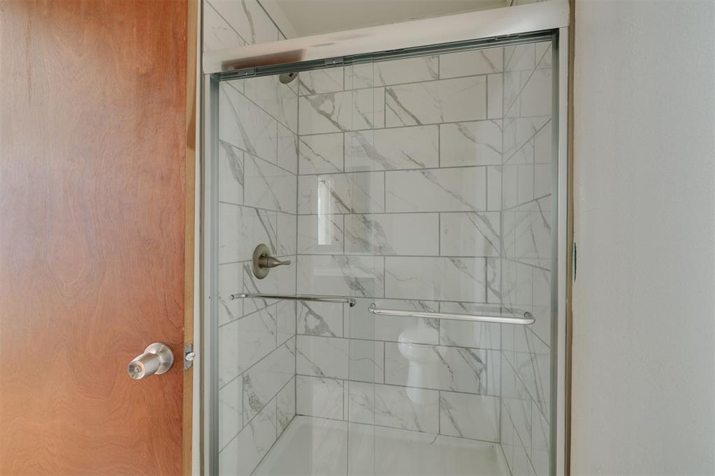1138 Nw 42nd Street Property Photo 24