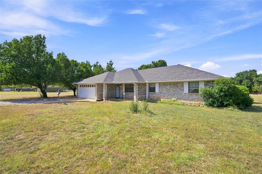 20301 Se 37th Street Property Photo 2