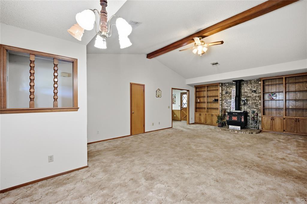 20301 Se 37th Street Property Photo 5