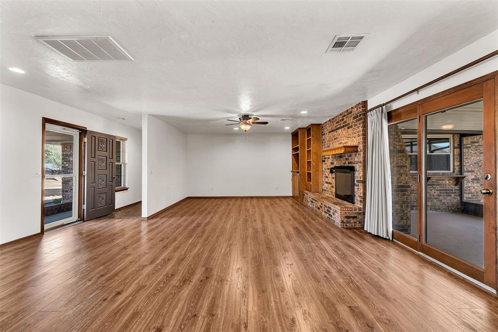 617 Sw 26th Street Property Photo 8