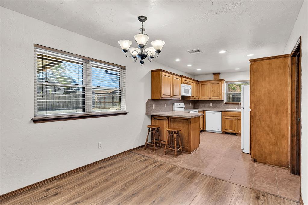 617 Sw 26th Street Property Photo 13
