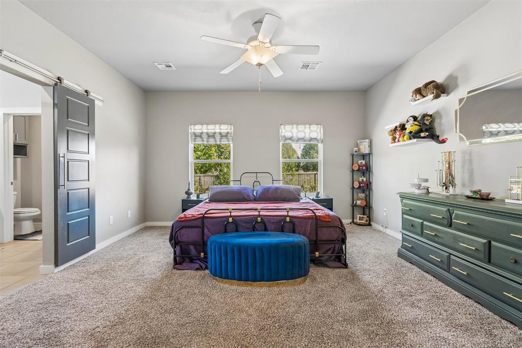10500 Glover River Drive Property Photo 15