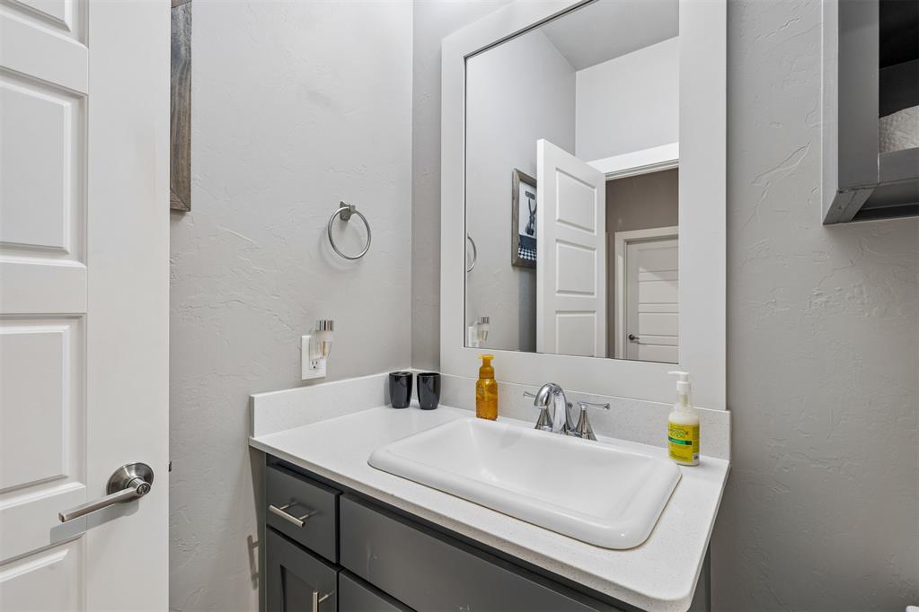 10500 Glover River Drive Property Photo 27