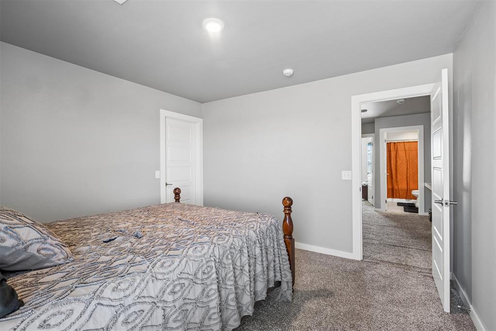 10500 Glover River Drive Property Photo 29