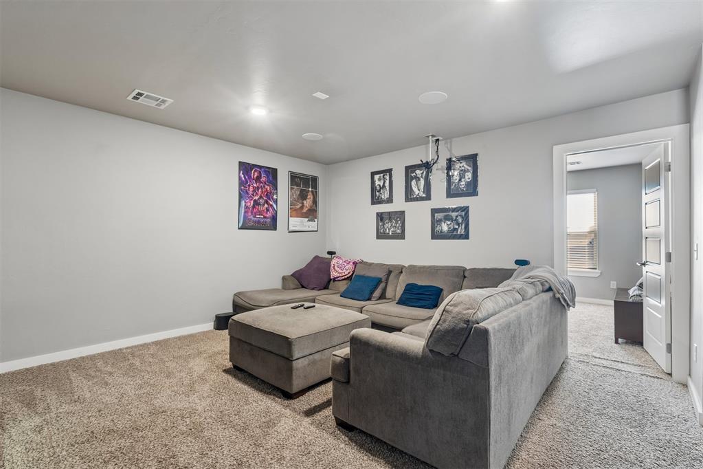 10500 Glover River Drive Property Photo 34
