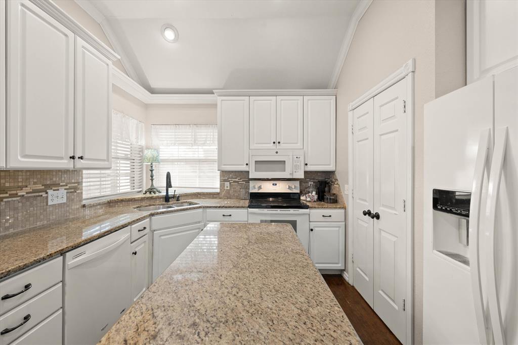 1422 N Canyon Way Property Photo 21