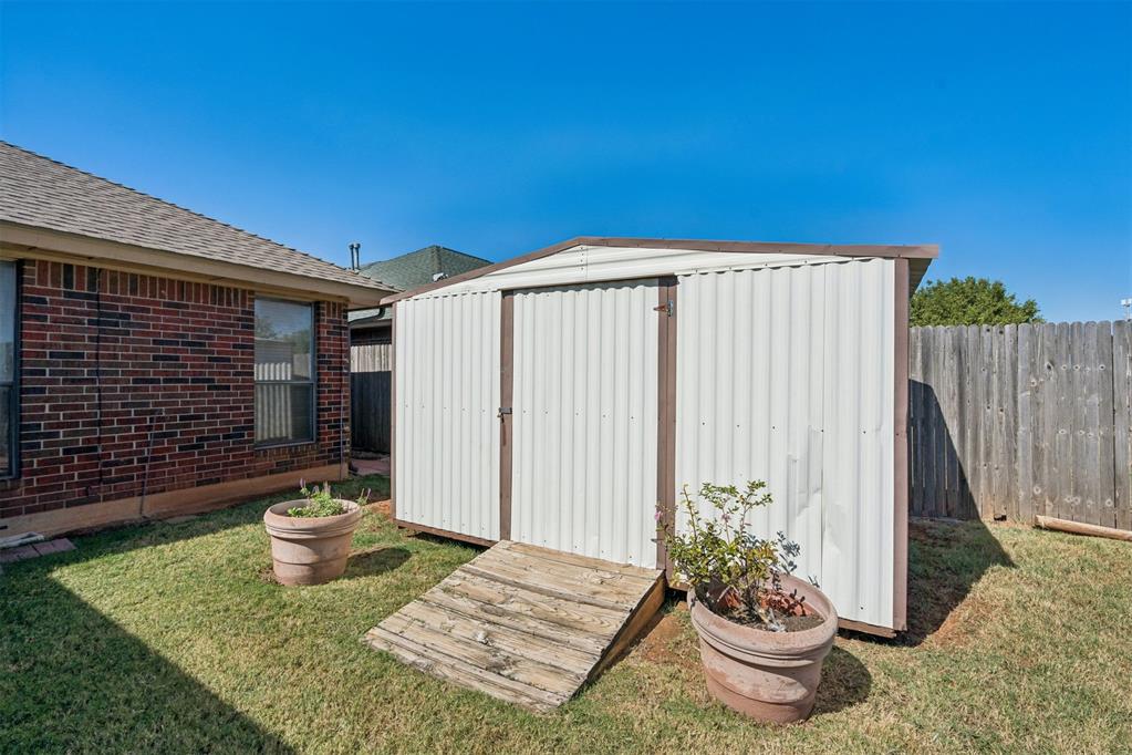 9206 S Bryant Terrace Property Photo 25
