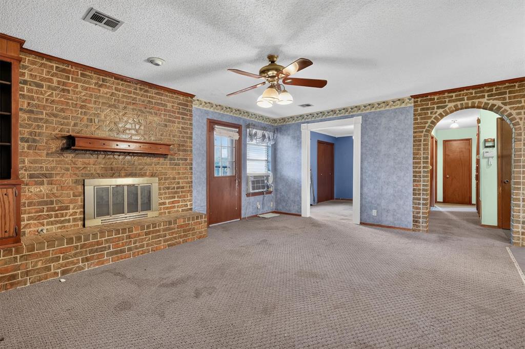 646 W Linden Drive Property Photo 9