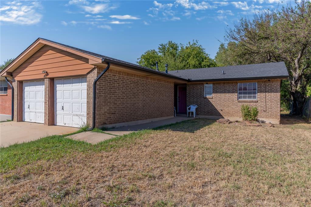 421 Nw 89th Street Property Photo 1