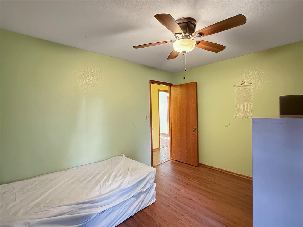1933 Parkside Court Property Photo 15