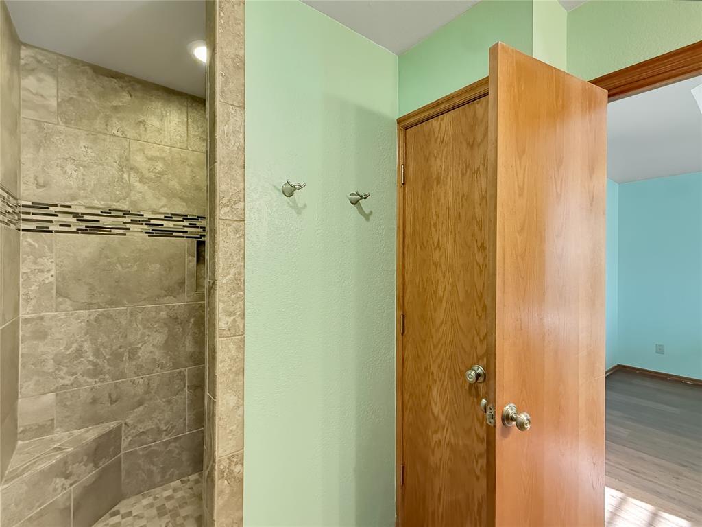 1933 Parkside Court Property Photo 20