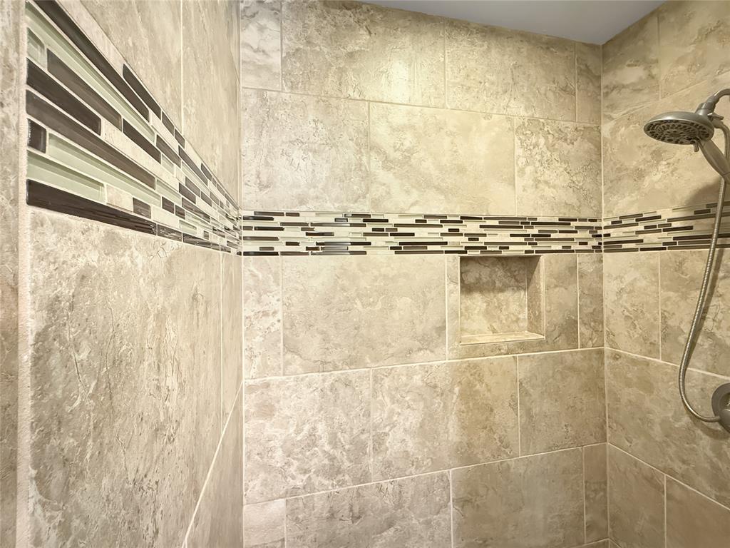 1933 Parkside Court Property Photo 21