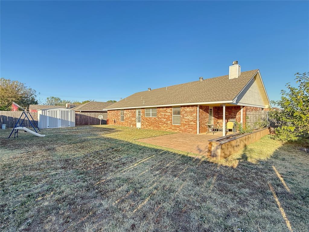 1933 Parkside Court Property Photo 25