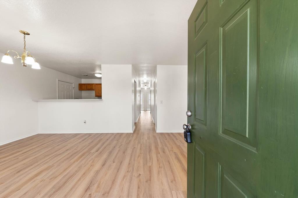812 Se 19th Street Property Photo 4