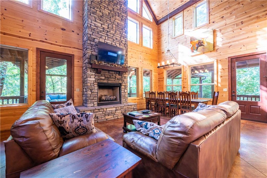 637 High Peak Trail Property Photo 2