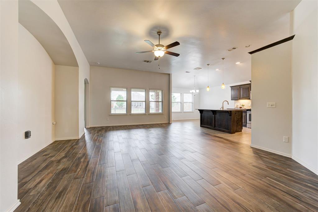 2549 Nw 186th Street Property Photo 5