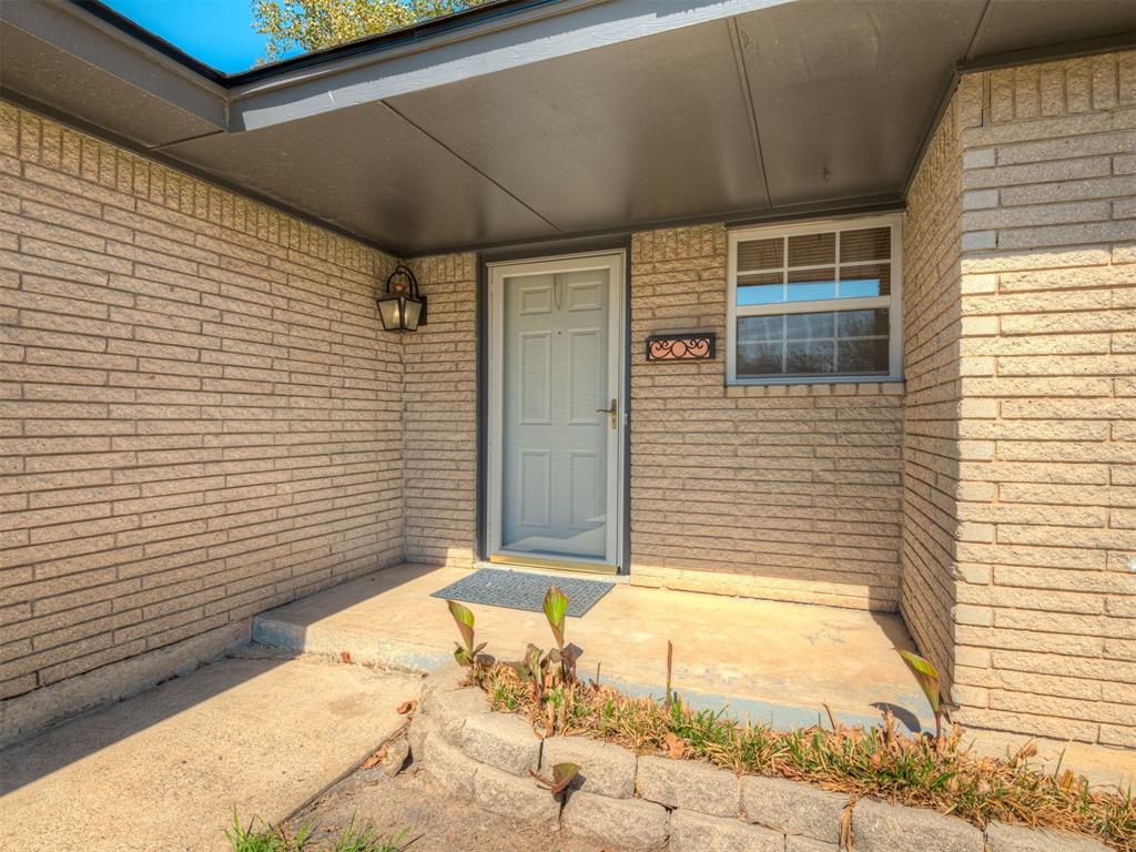 1037 Sw 1st Street Property Photo 4