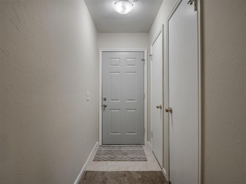 1037 Sw 1st Street Property Photo 5