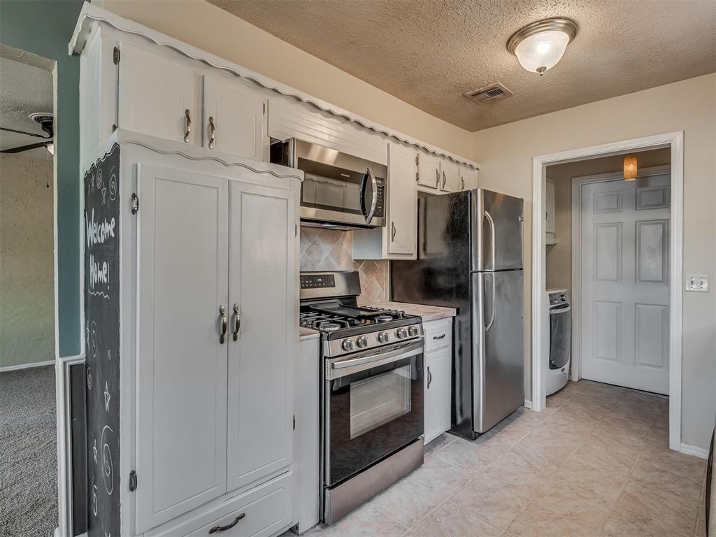 1037 Sw 1st Street Property Photo 12