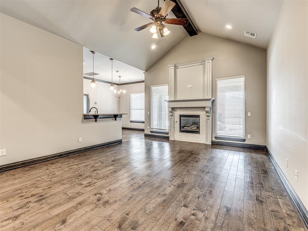13609 Gentry Drive Property Photo 3