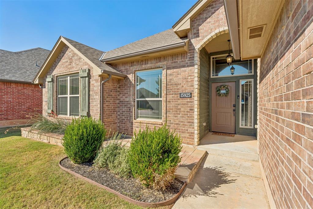 15925 Burkett Circle Property Photo 3