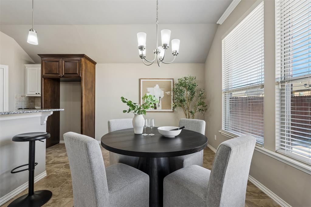 15925 Burkett Circle Property Photo 16