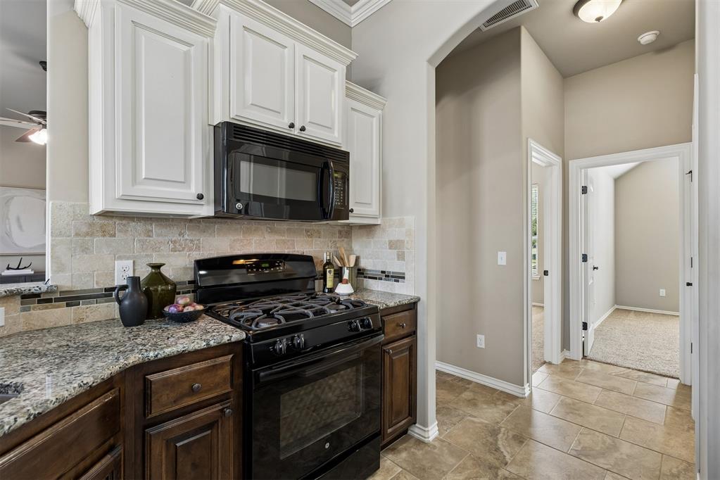 15925 Burkett Circle Property Photo 21