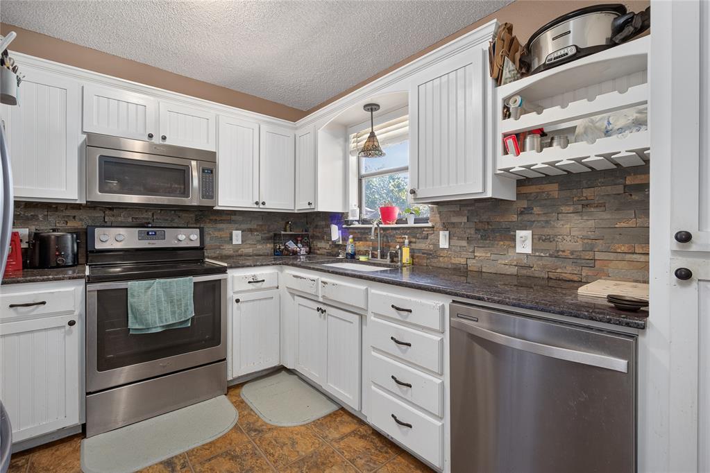880543 S 3420 Road Property Photo 19