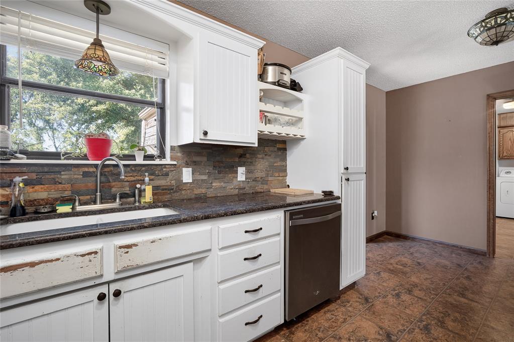 880543 S 3420 Road Property Photo 21