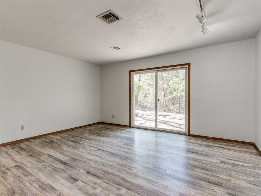 1606 Briarcliff Court Property Photo 5