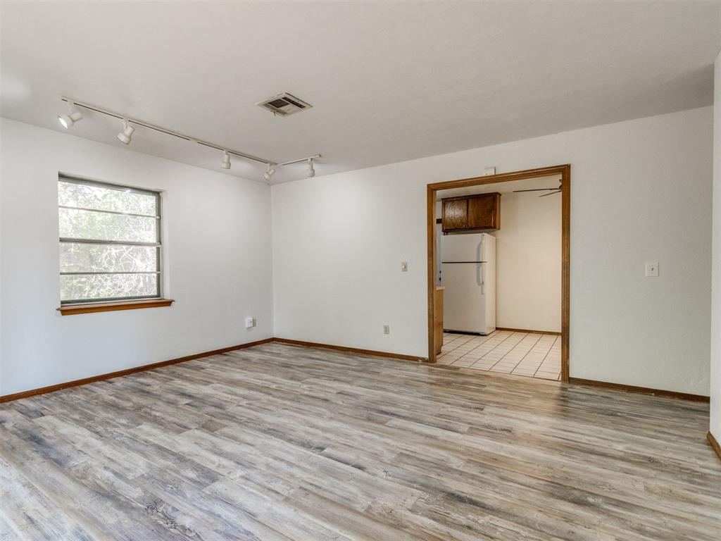 1606 Briarcliff Court Property Photo 7