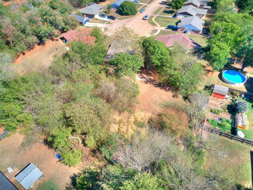 1606 Briarcliff Court Property Photo 23
