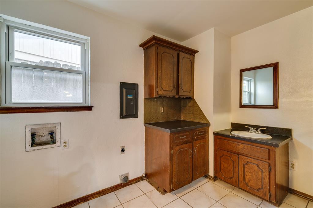 2220 Nw 113th Street Property Photo 19