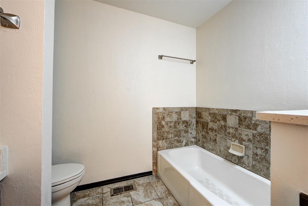 9013 Aaron Drive Property Photo 45