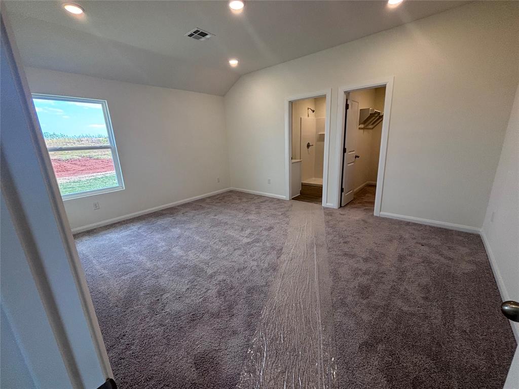 2030 Brush Creek Way Property Photo 3