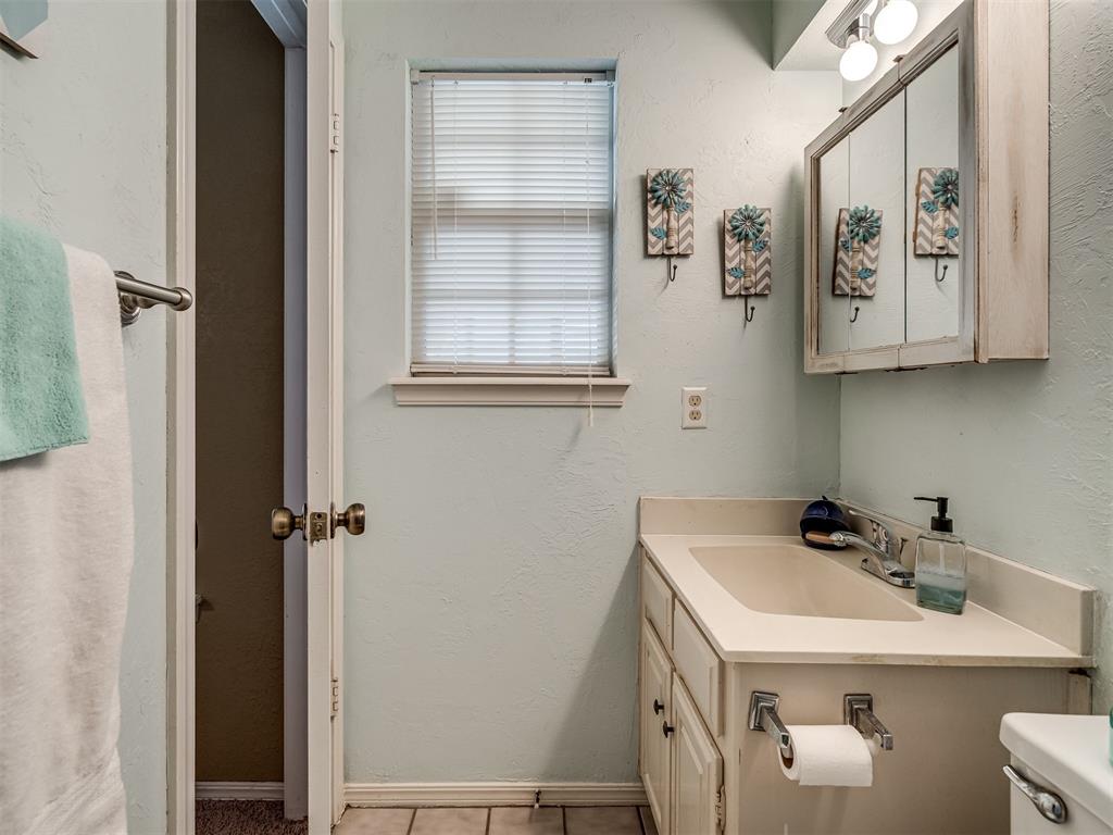 8801 Nw 92nd Street Property Photo 25