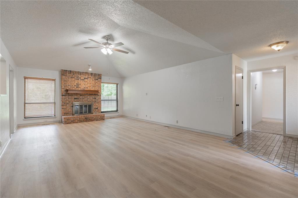 12521 Clarence Court Property Photo 4