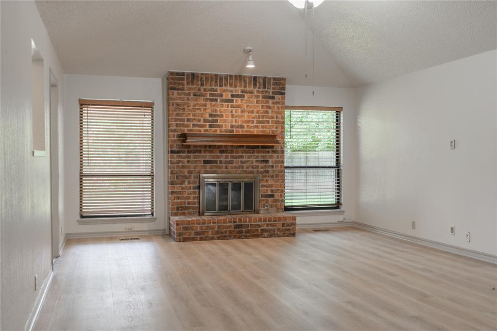 12521 Clarence Court Property Photo 5