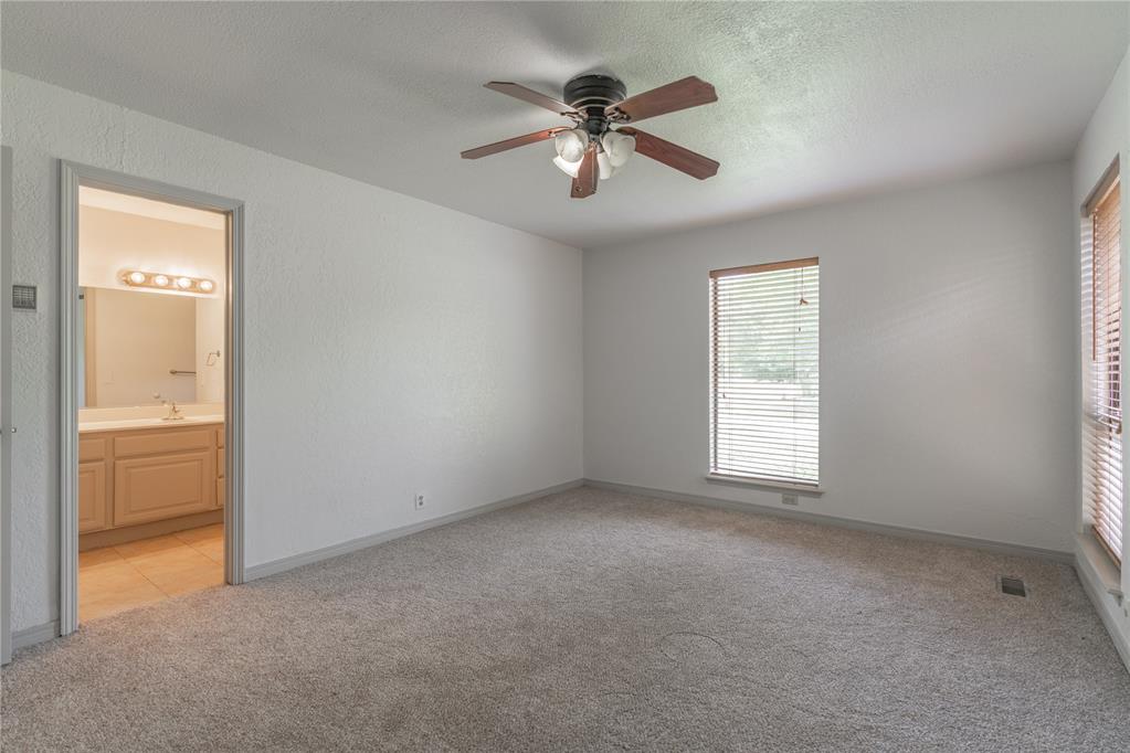 12521 Clarence Court Property Photo 17