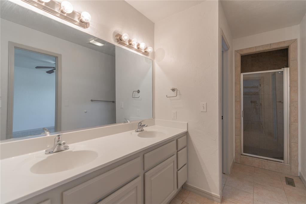 12521 Clarence Court Property Photo 19