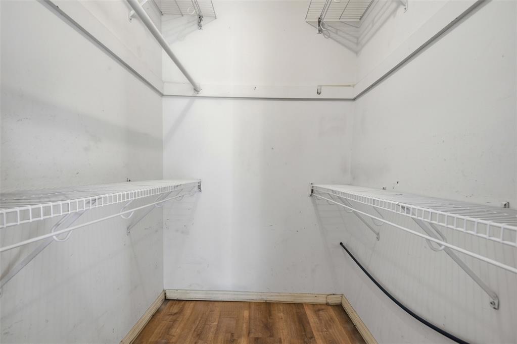 6100 N Brookline Avenue 3 Property Photo 6