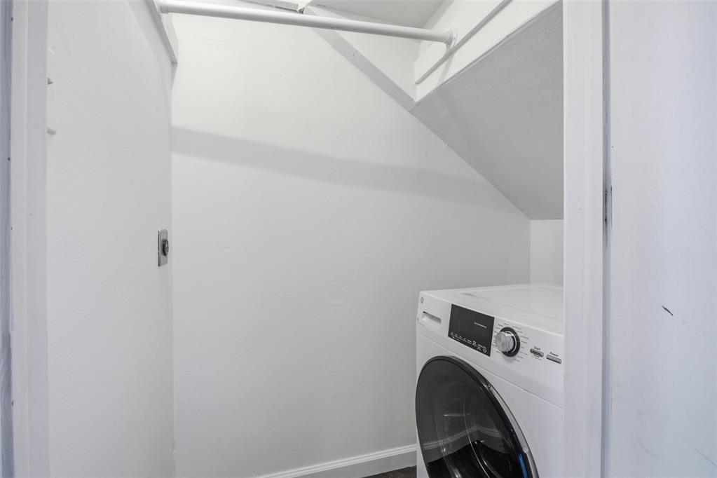 6100 N Brookline Avenue 3 Property Photo 29