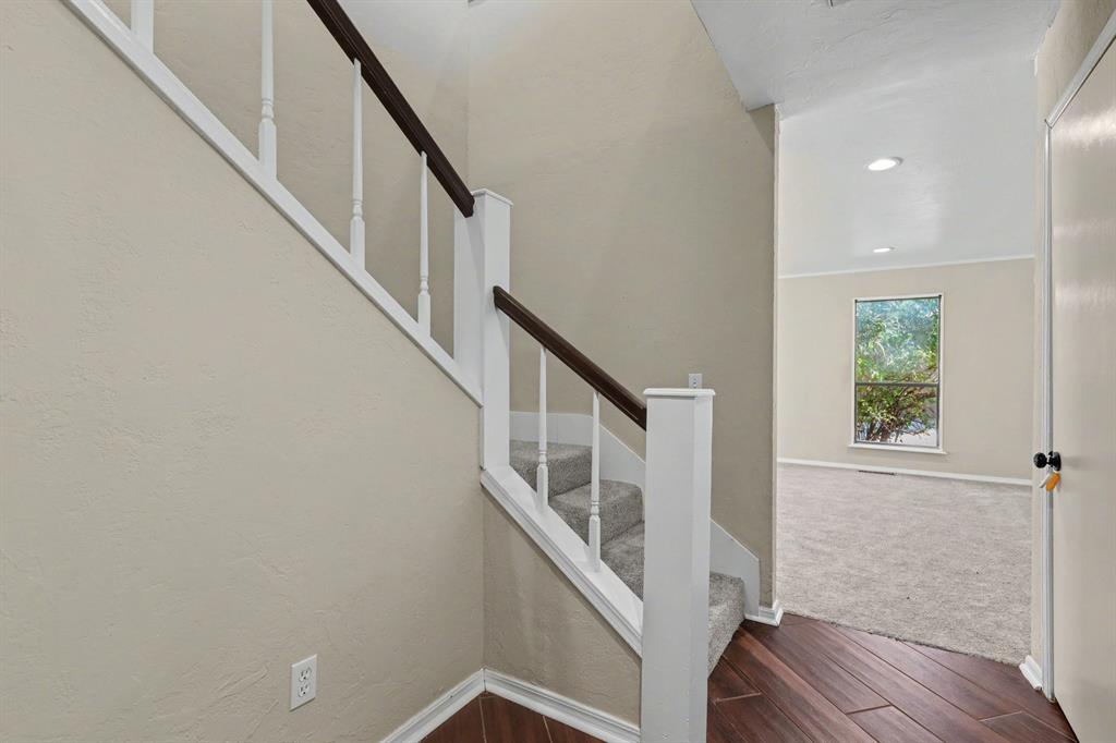3712 Nw 125th Street Property Photo 11