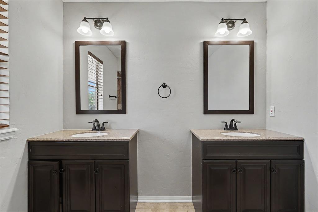 3712 Nw 125th Street Property Photo 21
