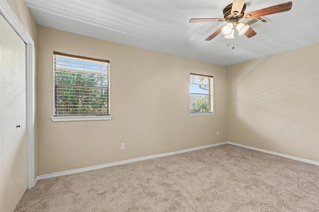 3712 Nw 125th Street Property Photo 25