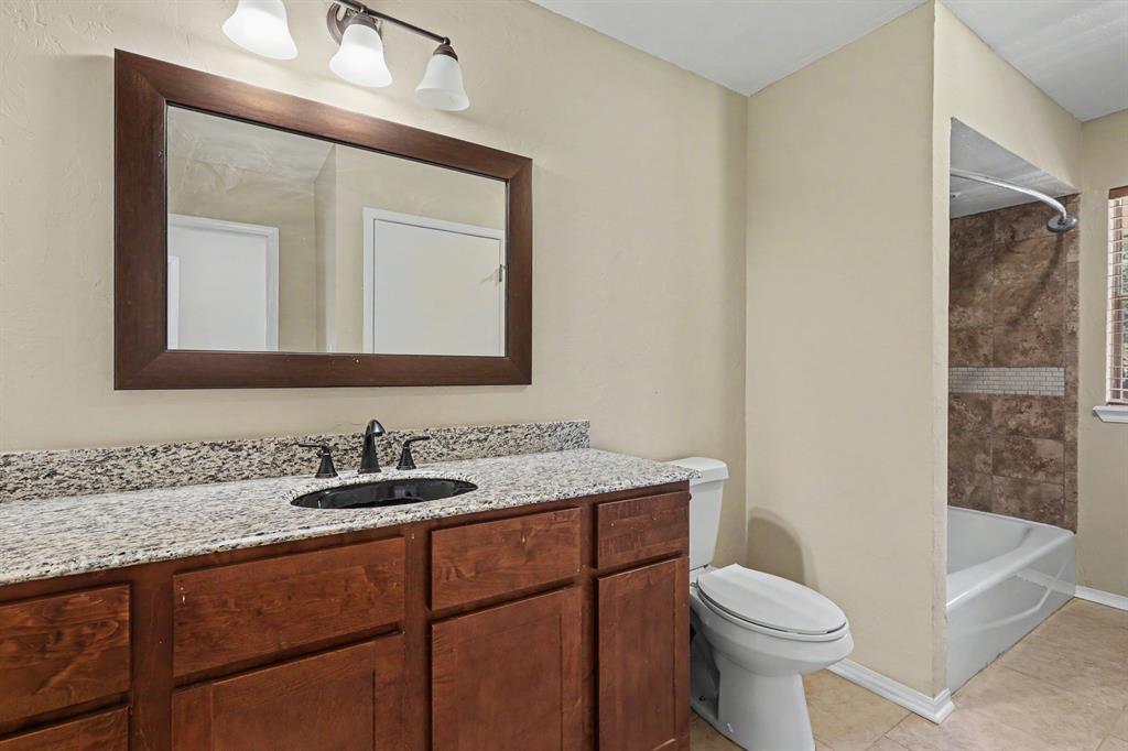 3712 Nw 125th Street Property Photo 27