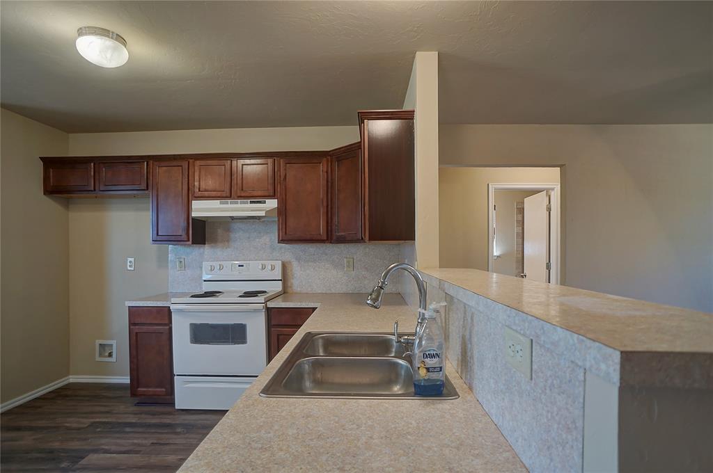 11920 Nw 136th Terrace Property Photo 6